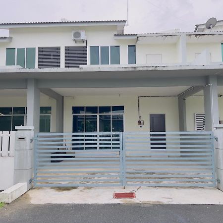 Noor Homestay Paddy View Кангар Екстериор снимка